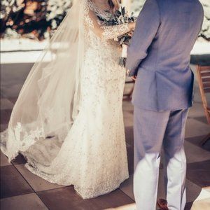 Long Lace Ivory White Bridal Veil